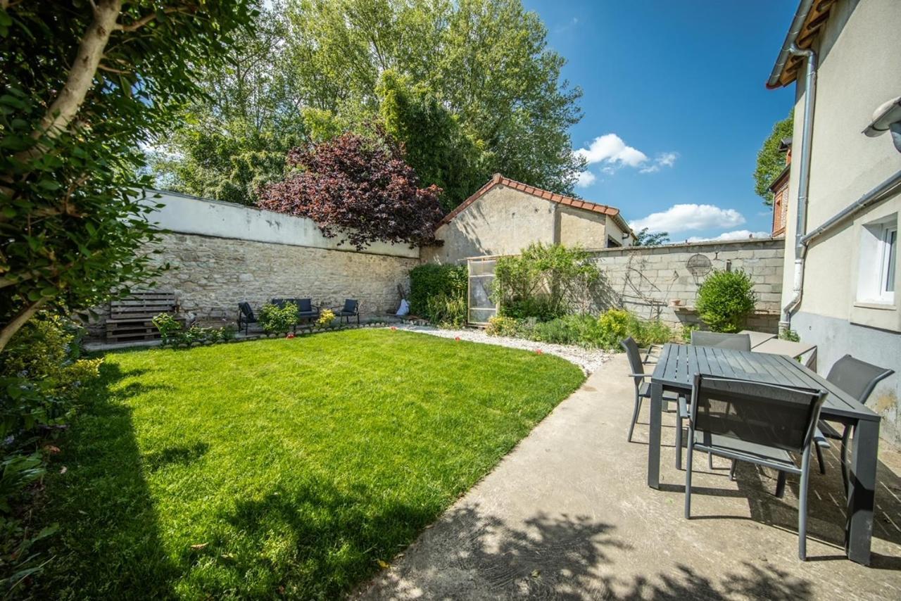 Apartamento L'Indépendant Nemours Exterior foto