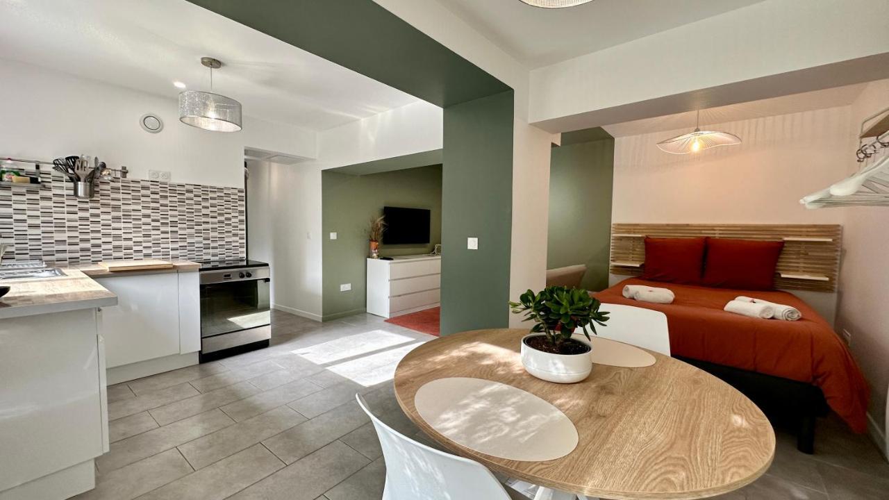 Apartamento L'Indépendant Nemours Exterior foto