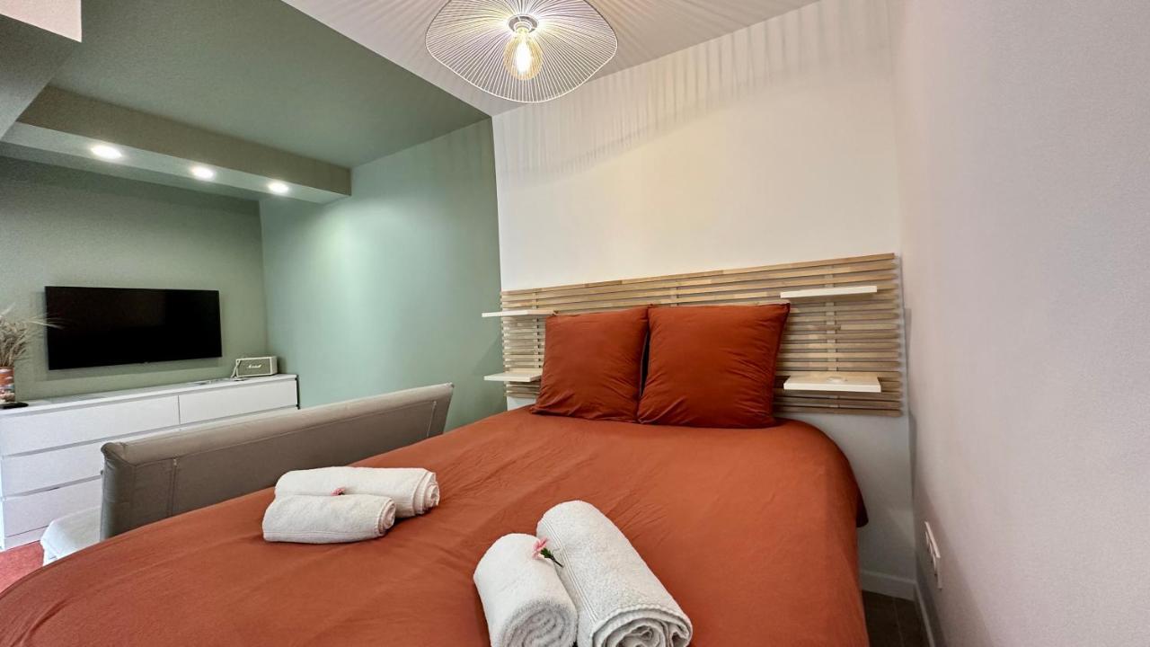 Apartamento L'Indépendant Nemours Exterior foto